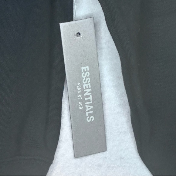 Fear of God Essentials Black Crewneck Sweater Size XL (size 12) - Picture 4 of 4